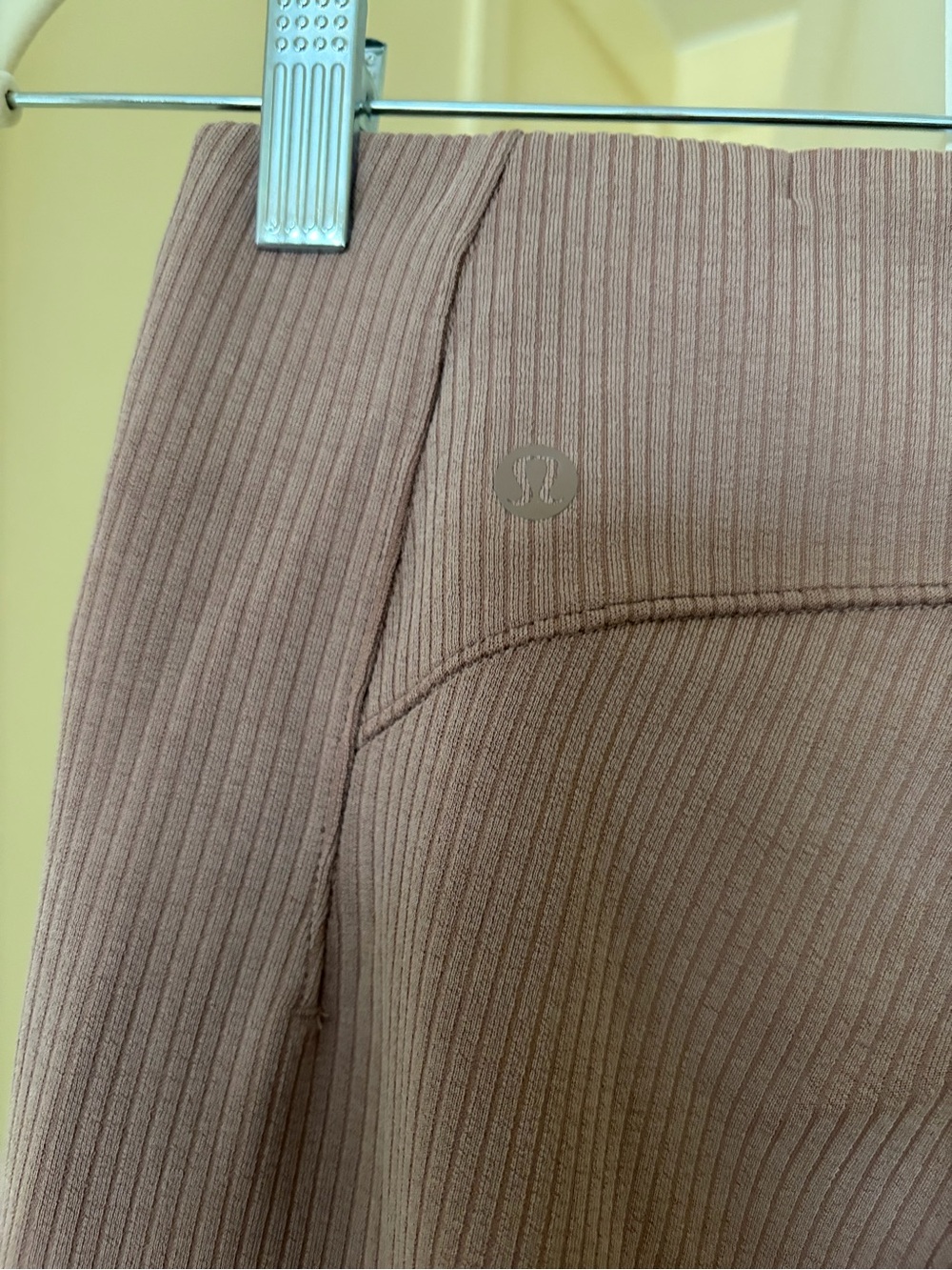 lululemon athletica Ribbed Softstreme HR crop 25” size 4 Pants NWT